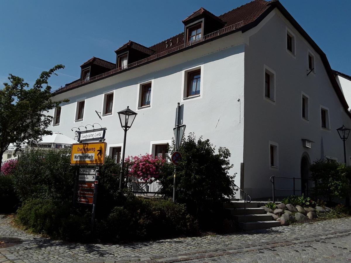 Gaststaette Liebl Wiesent Exterior foto